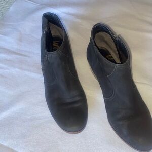 Sam Edelman black suede petty boots, pre 🥰 sanitized, see pictures size7.5